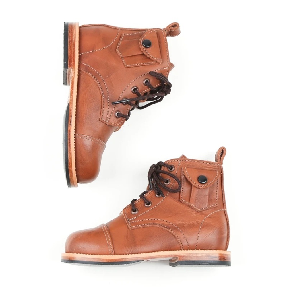 Mikoleon Heirloom Boots Brown